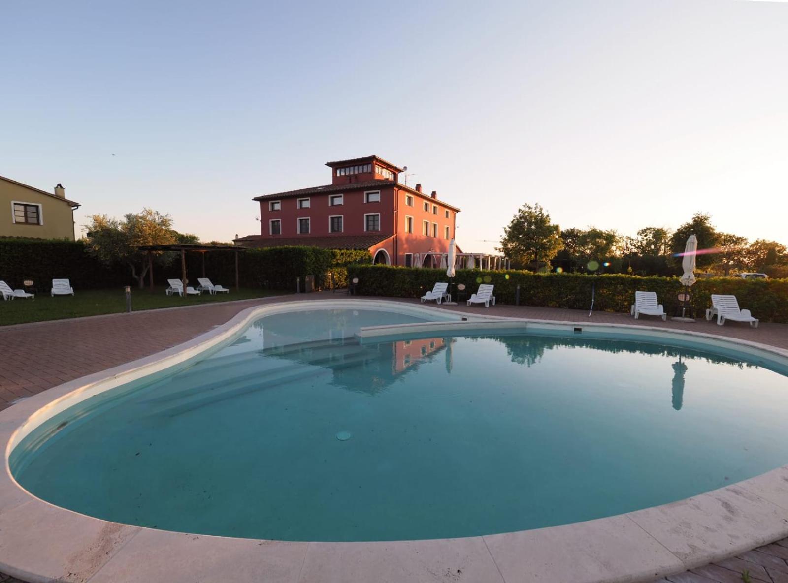 Resort Il Casale Bolgherese โบลเกริ ภายนอก รูปภาพ